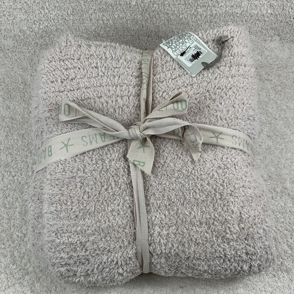 BAREFOOT DREAMS CozyChic Throw Blanket - Picture 3 of 6